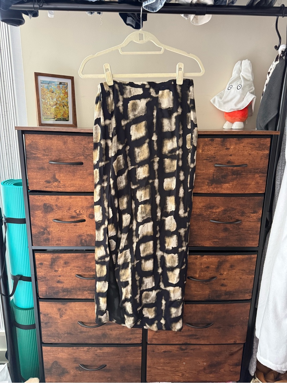 Zara Black and Cream Patterned Maxi Skirt